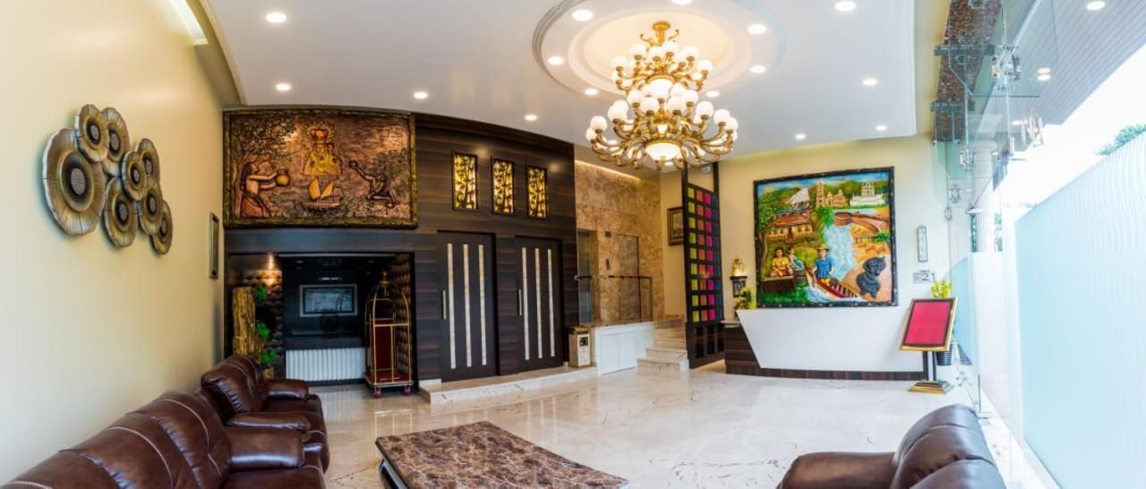 מדגאון Hotel Grace Majestic מראה חיצוני תמונה